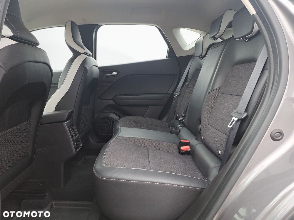 Renault Captur - 29
