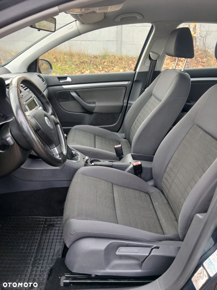 Volkswagen Golf - 7