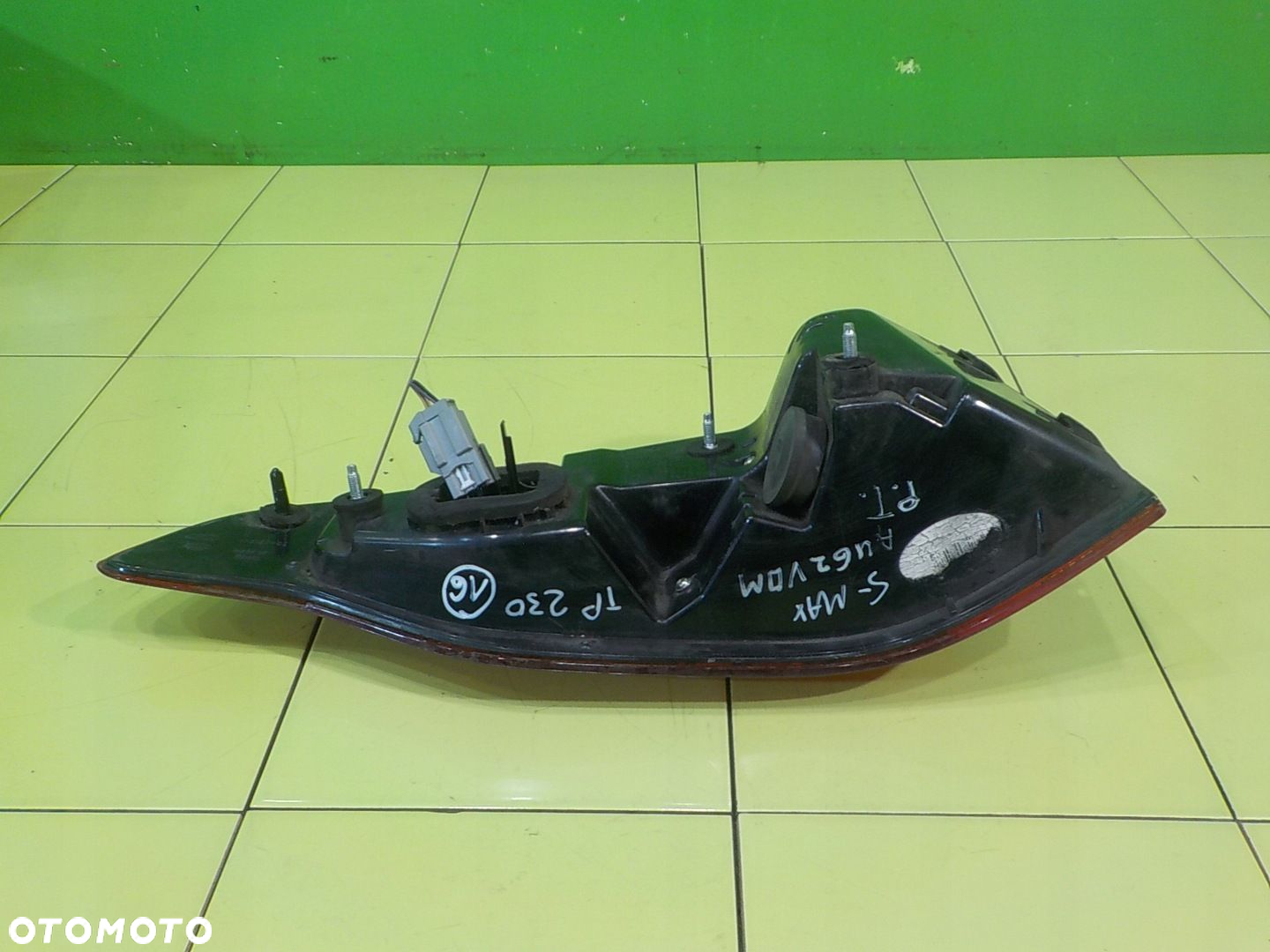 FORD S-MAX LIFT 2.0 TDCI 12r 5D lampa prawa tyl 173187-02 - 5