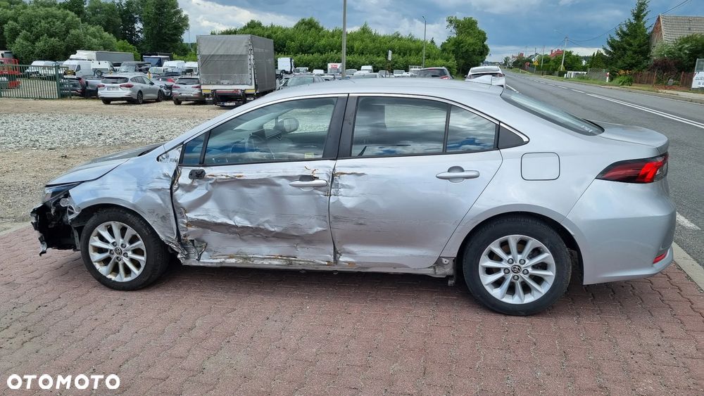 Toyota Corolla 1.5 Active - 12