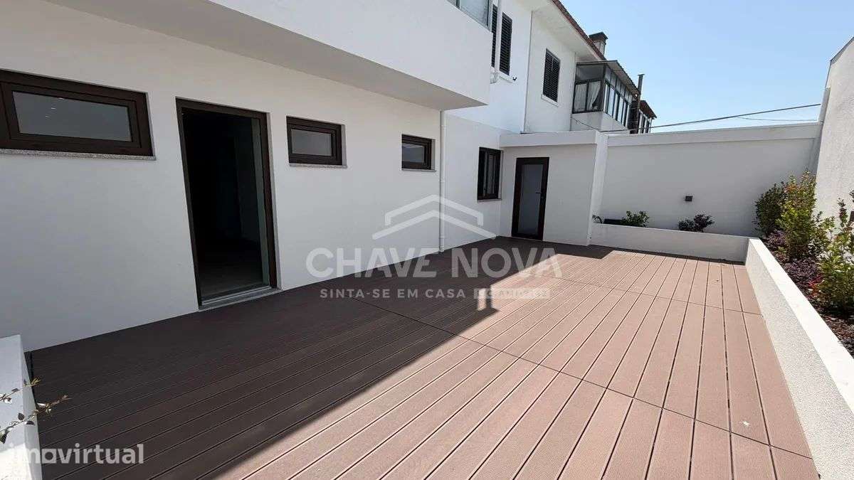 Andar Moradia V3 Remodelado em Matosinhos - Grande imagem: 3/30