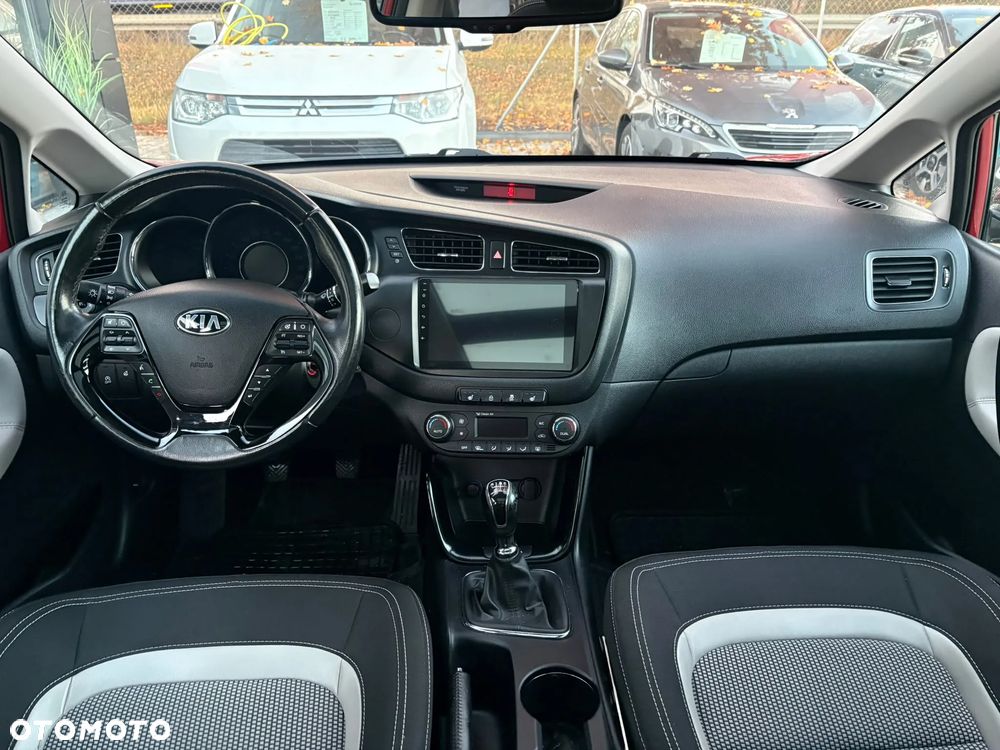 Kia Ceed 1.6 CRDi ISG Vision - 18