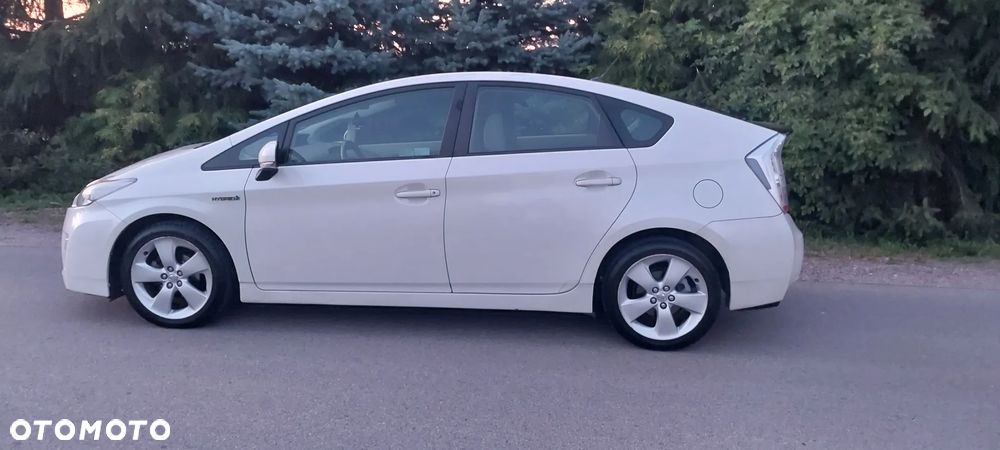 Toyota Prius - 10