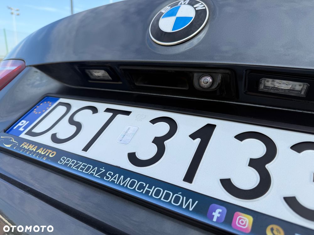 BMW X1 sDrive18i - 26