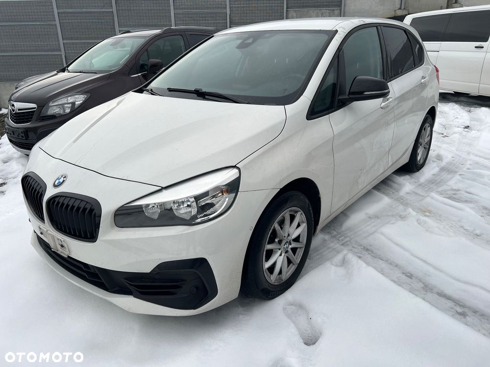 BMW Seria 2 216d Sport Line - 26
