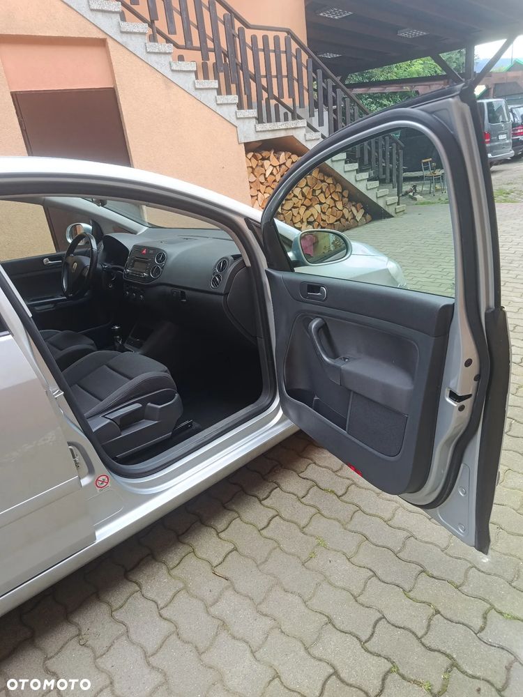 Volkswagen Golf Plus 2.0 FSI Comfortline - 13