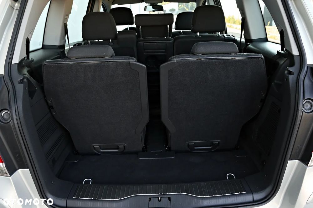 Opel Zafira - 38