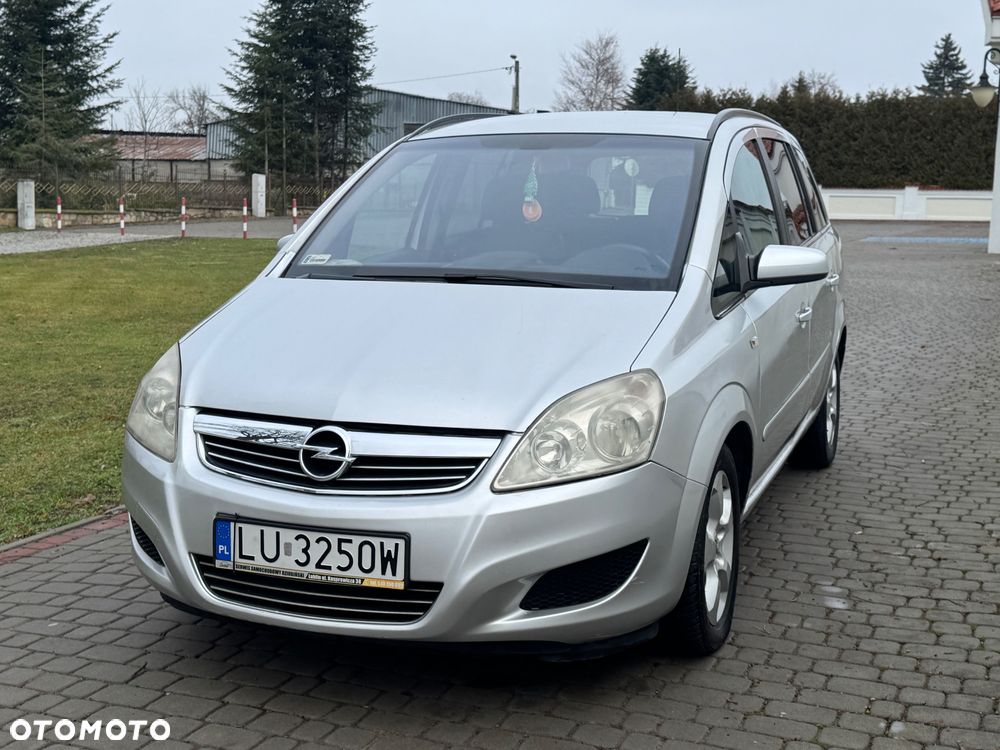 Opel Zafira - 21