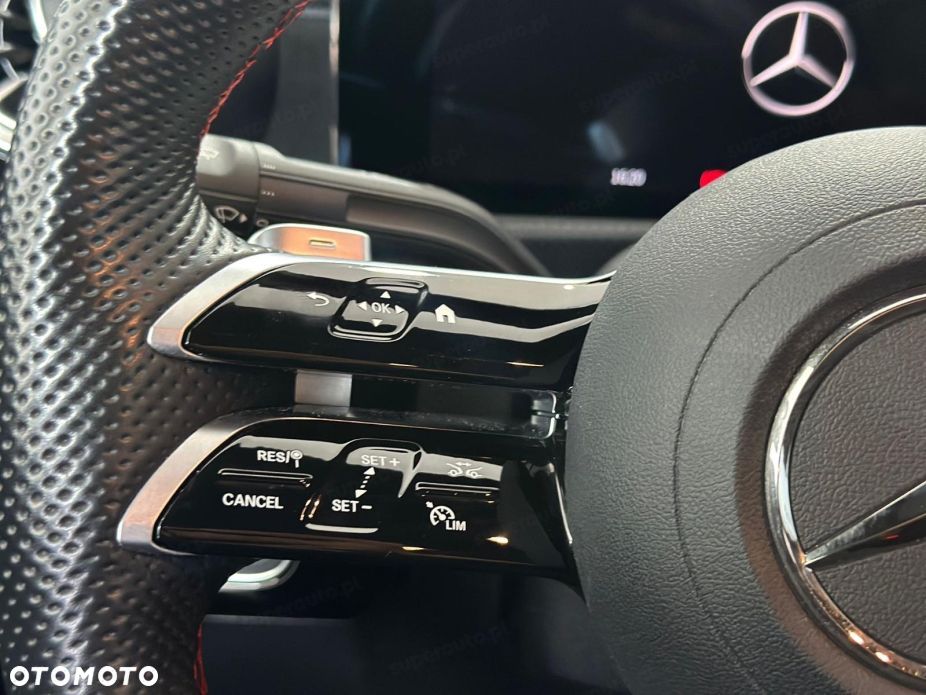 Mercedes-Benz CLA - 10