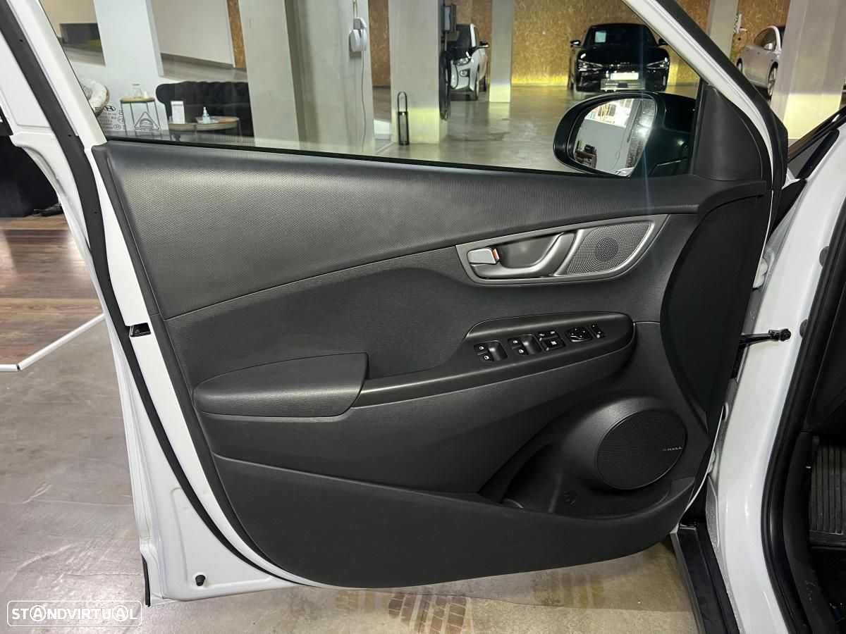 Hyundai Kauai EV 64 kWh Premium - 39