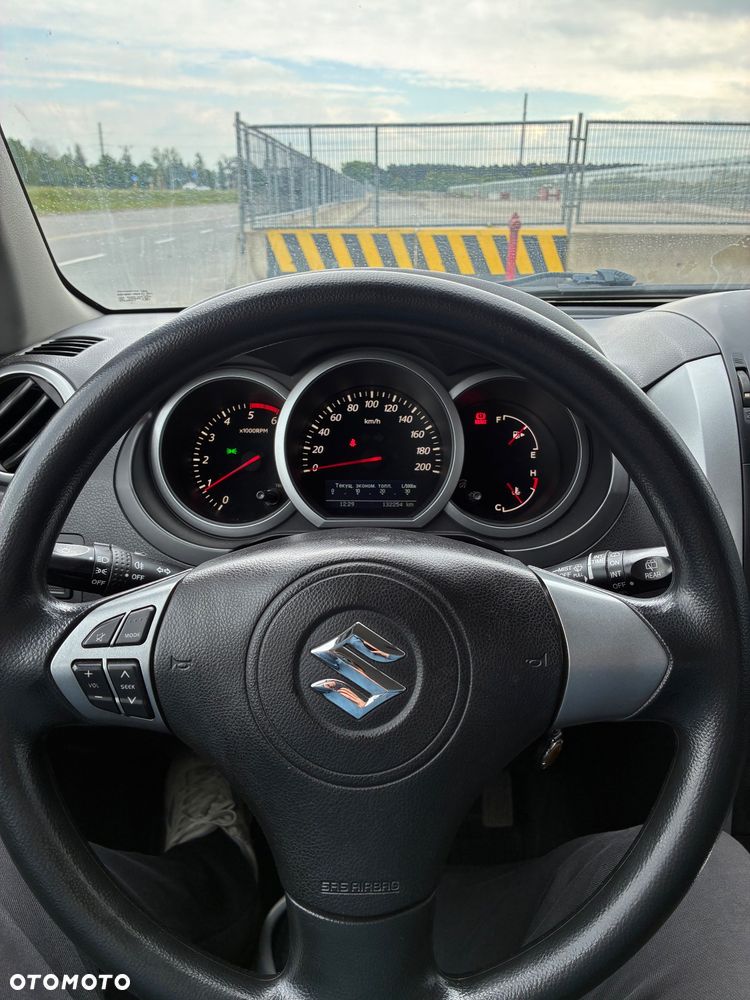 Suzuki Grand Vitara 1.9 DDiS Premium EU5 - 12