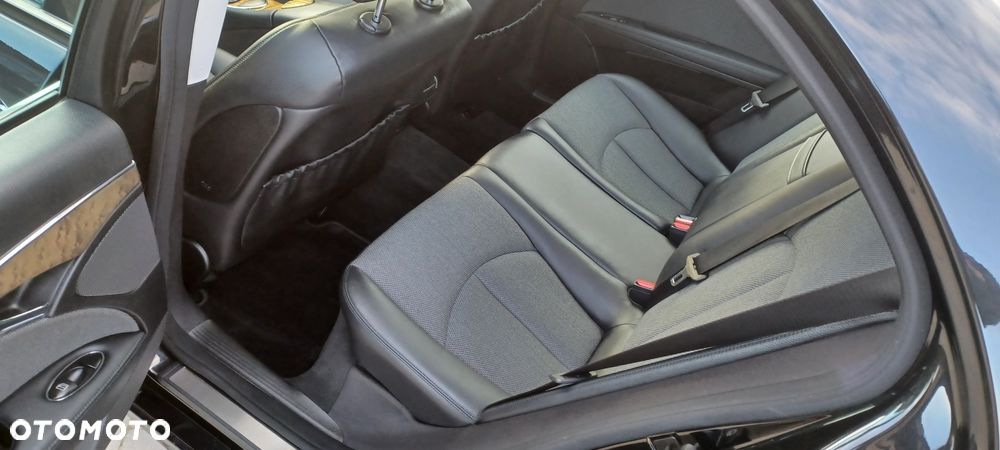 Mercedes-Benz Klasa E 200 Kompressor Avantgarde - 12