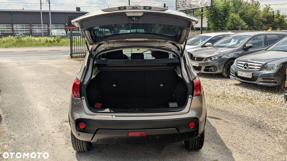 Nissan Qashqai - 32