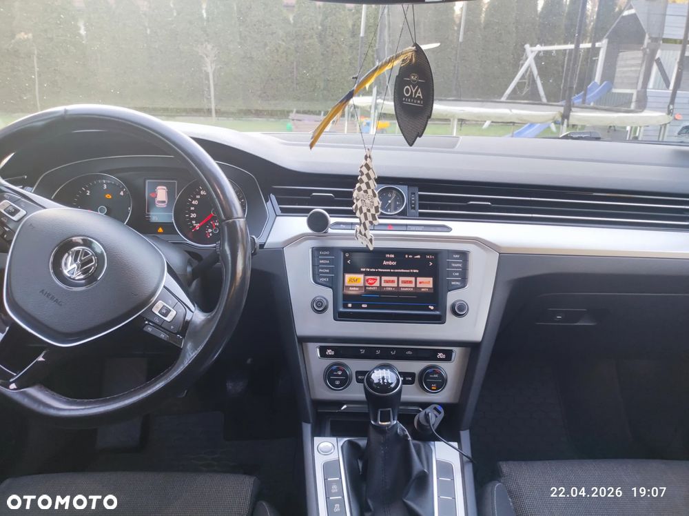 Volkswagen Passat 2.0 TDI BMT Highline - 21