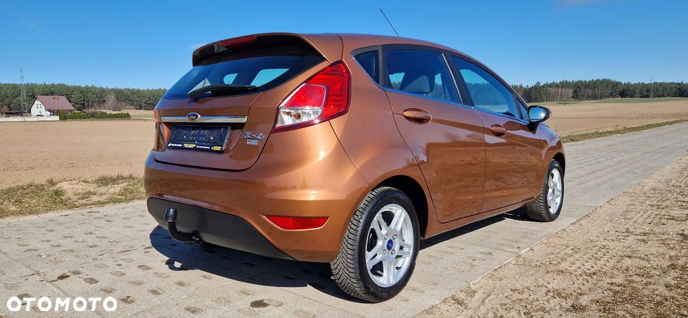 Ford Fiesta 1.0 Champions Edition - 13