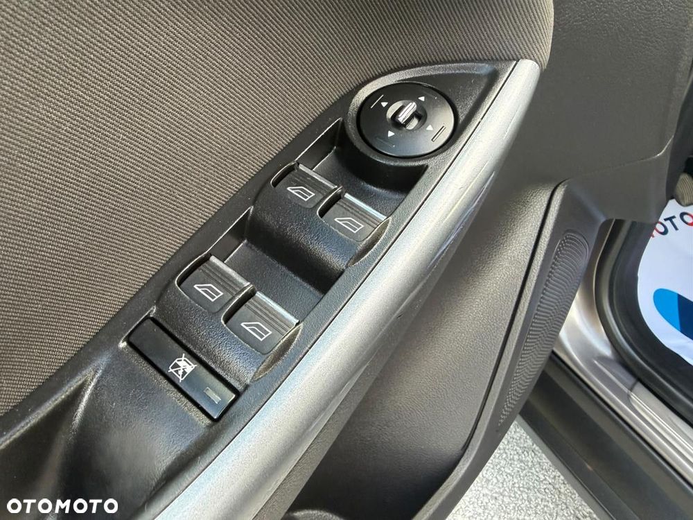 Ford Focus - 17