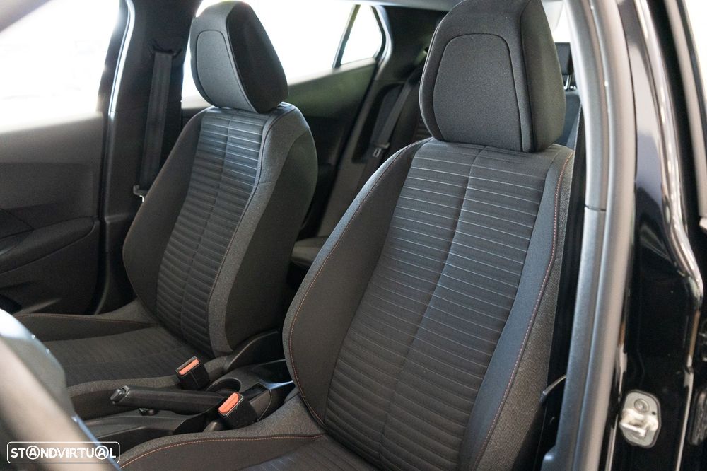 Peugeot 2008 PureTech 100 Active - 8