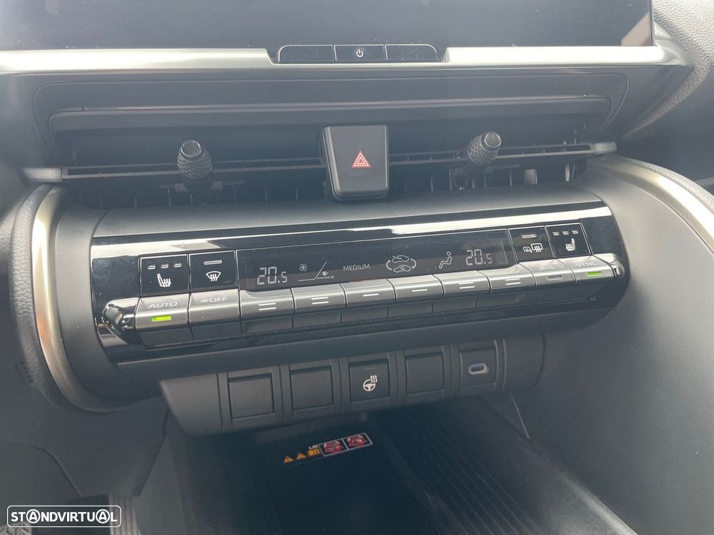 Toyota C-HR 2.0 HDF Plug-in Lounge - 22