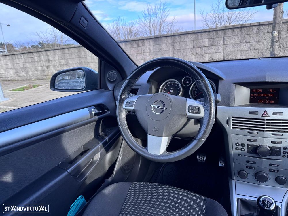 Opel Astra GTC 1.4 - 13