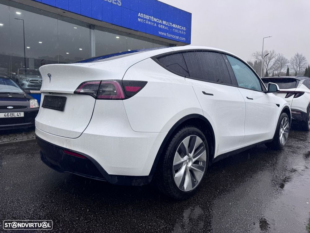 Tesla Model Y RWD - 6