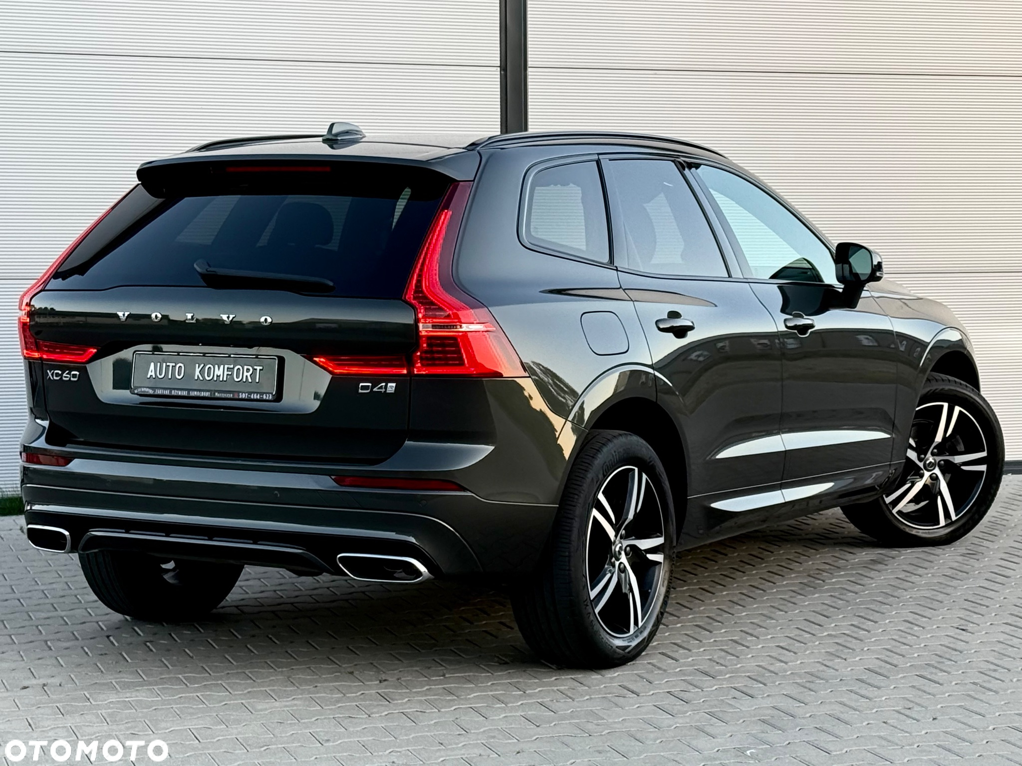 Volvo XC 60 D4 R-Design - 15