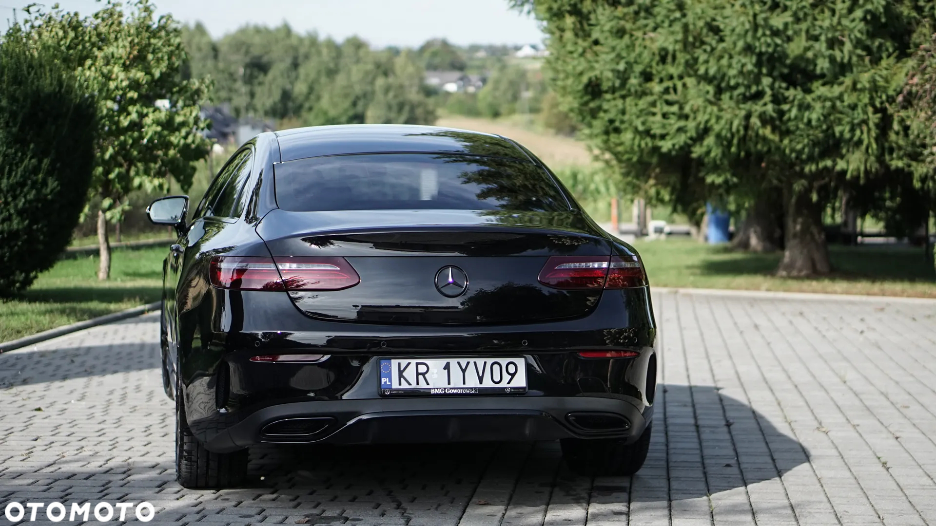 Mercedes-Benz Klasa E 220 d Coupe 4-Matic AMG - 4