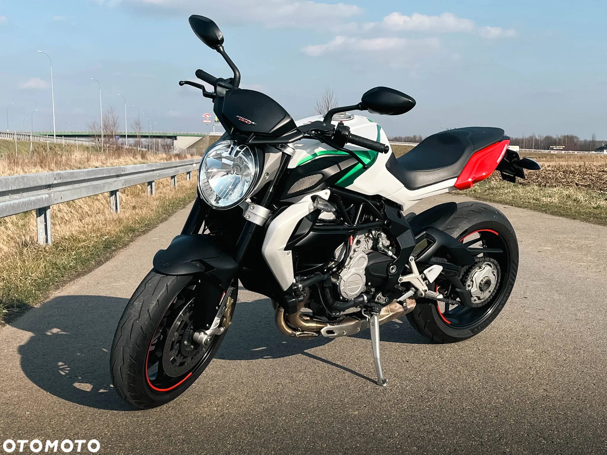 MV AGUSTA Brutale - 5