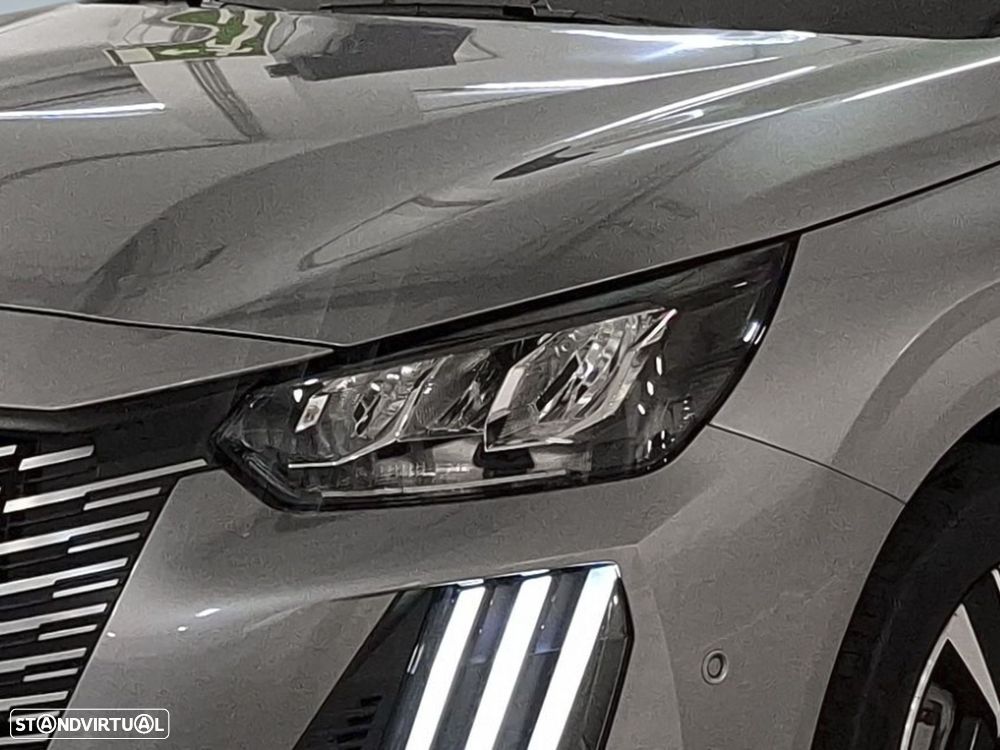 Peugeot E-208 2026 photo 3