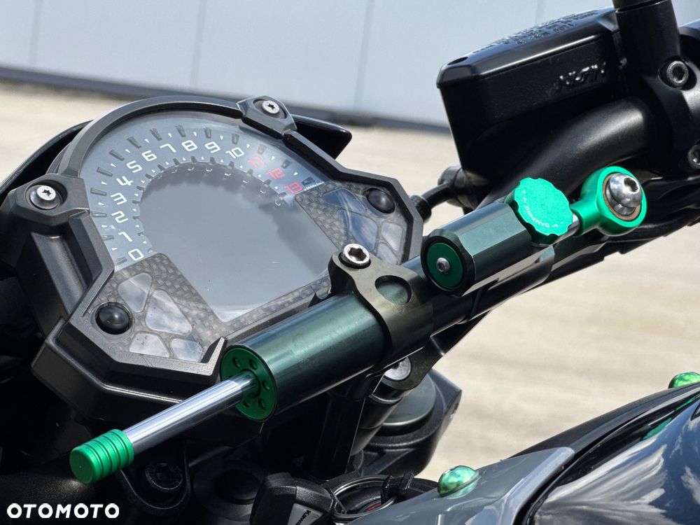 Kawasaki Z 900 - 19