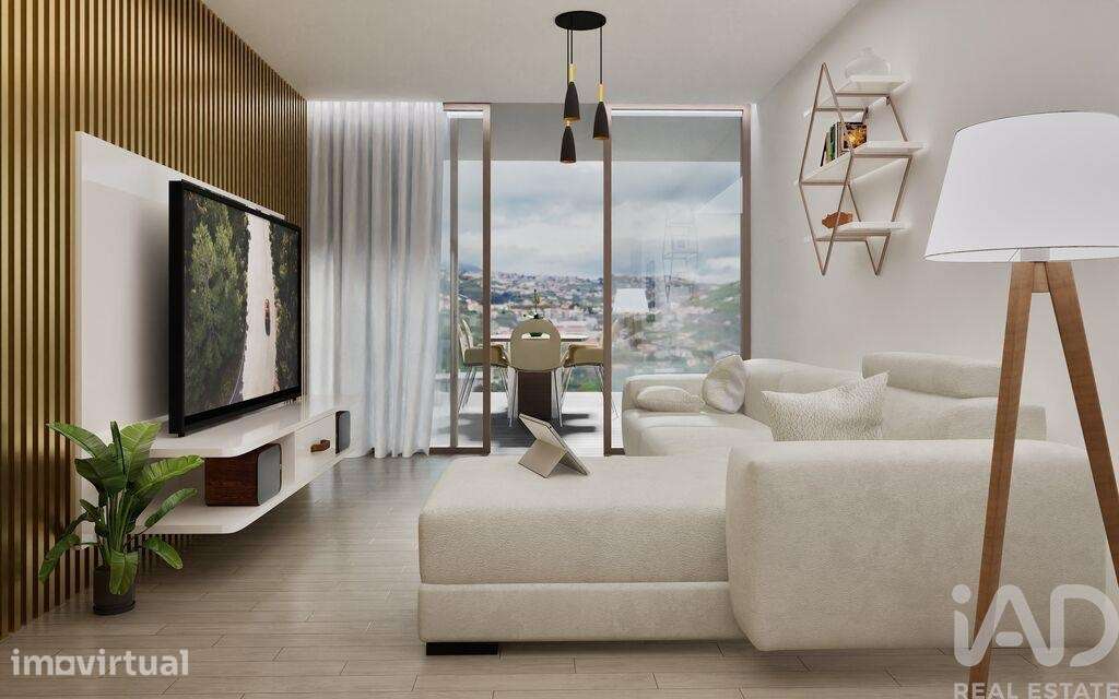 Apartamento T2 em Câmara de Lobos de 85,00 m2 - Grande imagem: 5/19