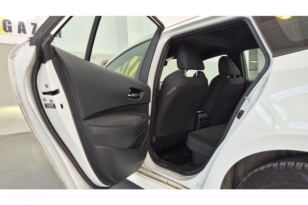 Toyota Corolla 1.8 Hybrid Comfort - 7