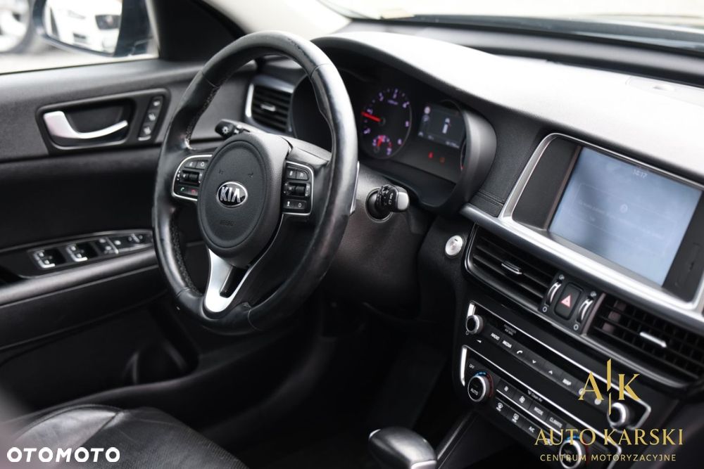 Kia Optima - 23