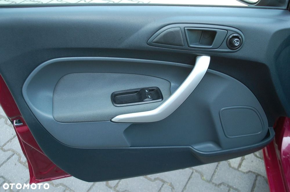 Ford Fiesta - 29