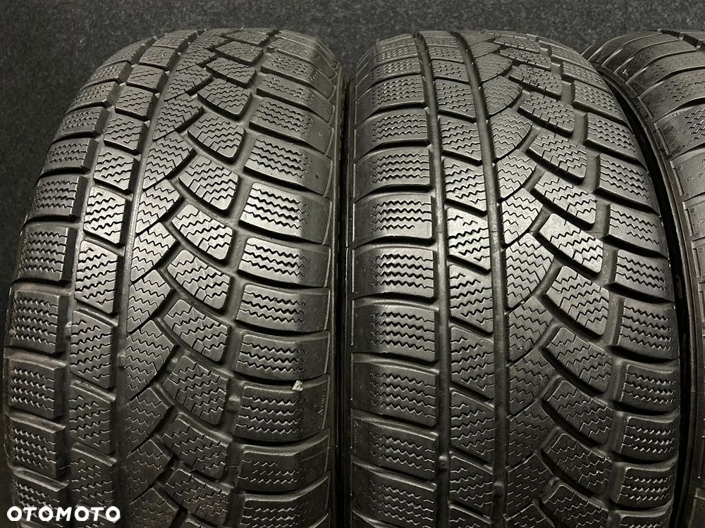 Opony zimowe Continental 4x4 WinterContact 235/60/18 107H XL 4szt. - 2