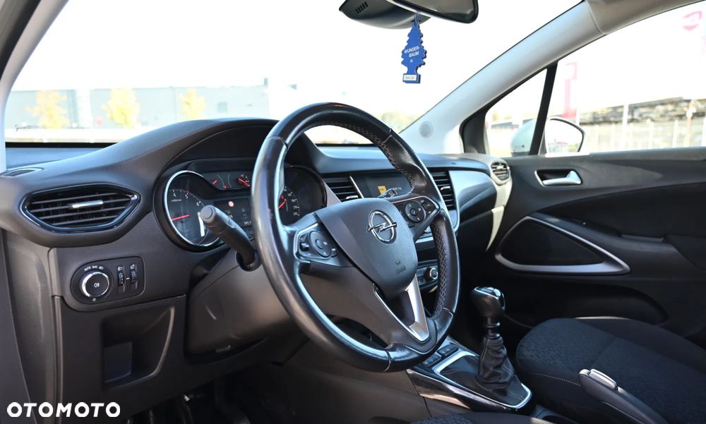 Opel Crossland X - 22