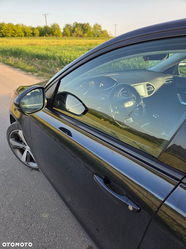 Peugeot 308 1.2 PureTech Active S&S - 3