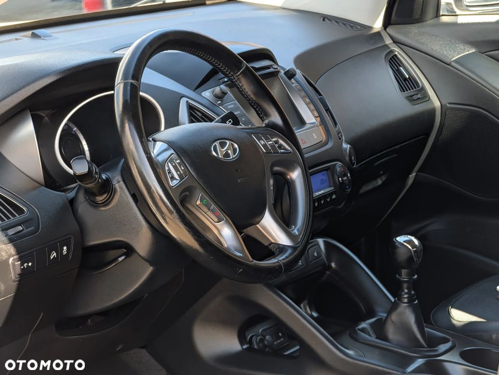 Hyundai ix35 2.0 GDI Premium 2WD - 24