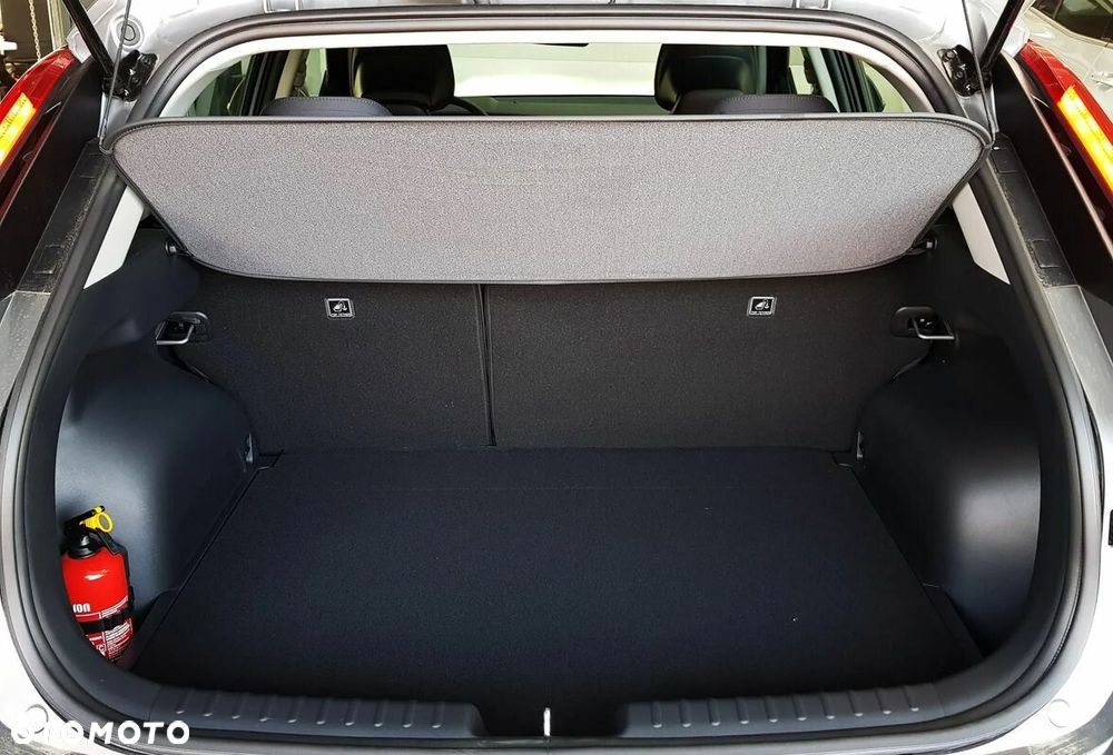 Kia Niro 1.6 GDI Hybrid M - 16