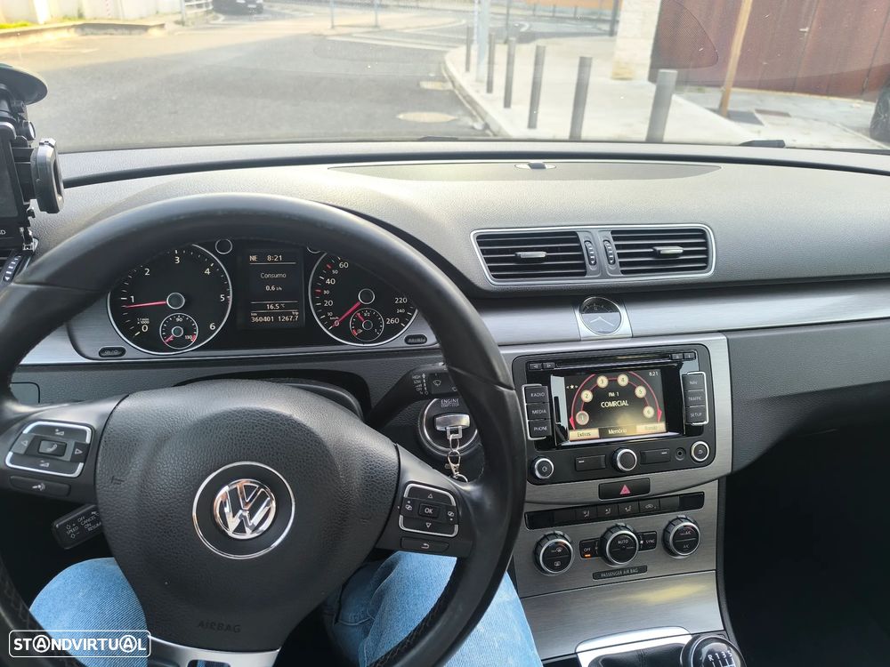 VW Passat Variant 1.6 TDI BlueMotion - 5