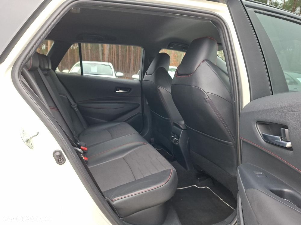 Toyota Corolla 1.8 Hybrid Selection - 16