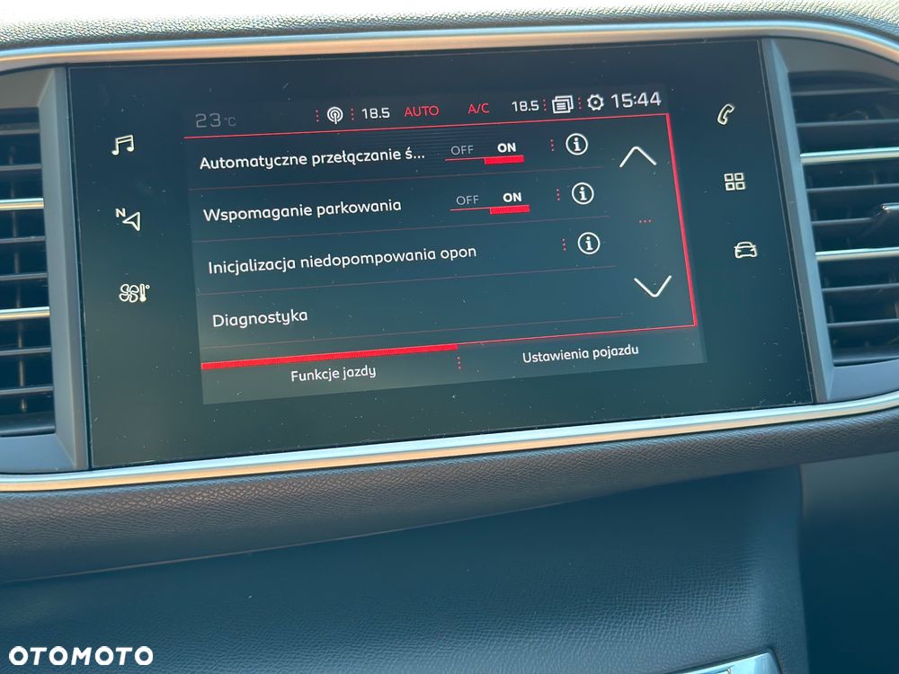 Peugeot 308 SW 2.0 BlueHDi GT S&S EAT8 - 13