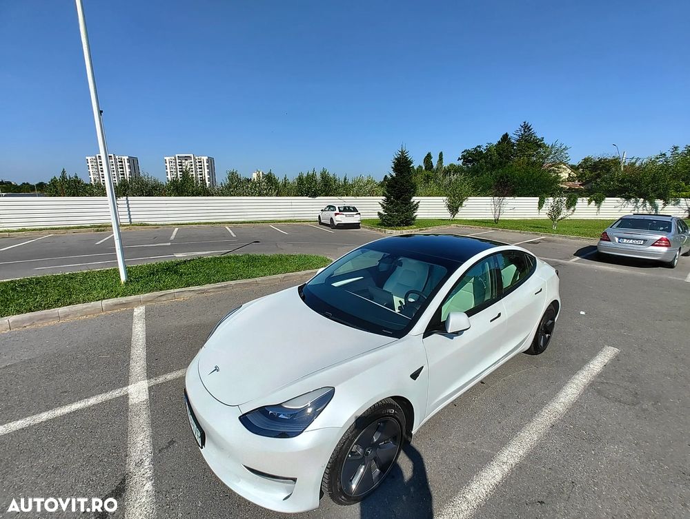 Tesla Model 3 Langstreckenbatterie Allradantrieb Dual Motor - 6