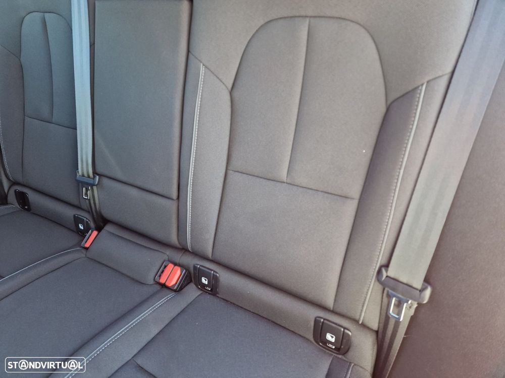 Volvo XC 40 T4 Recharge DKG Core - 13