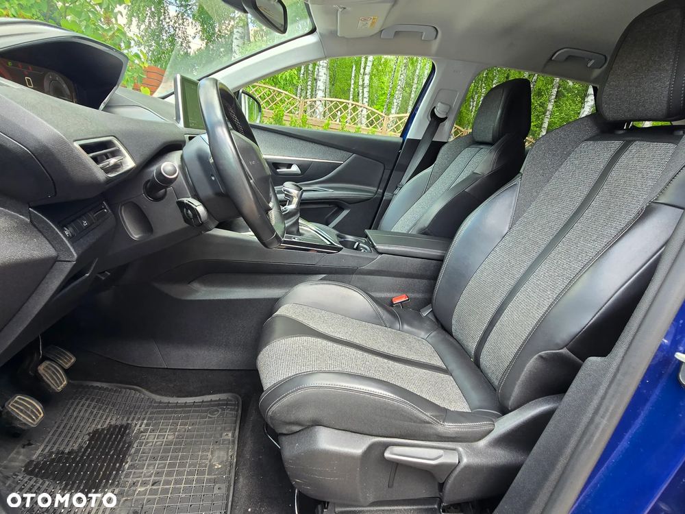Peugeot 3008 1.5 BlueHDi Allure S&S - 15