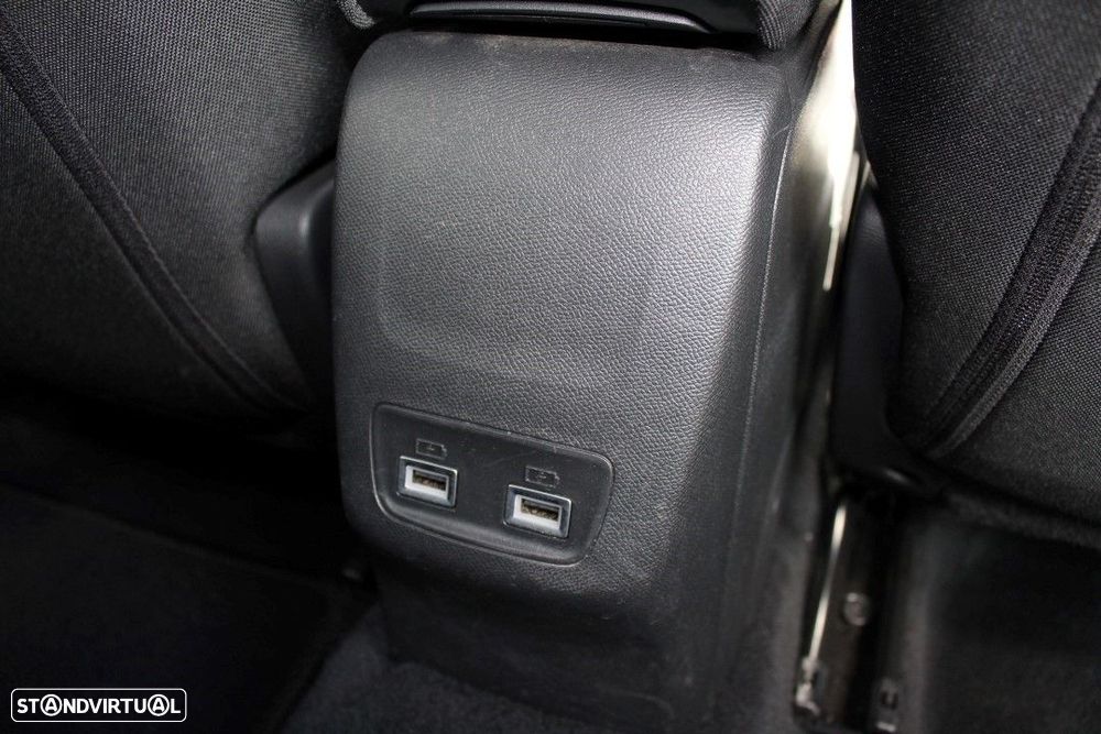 Peugeot 2008 1.2 PureTech Allure Pack - 12