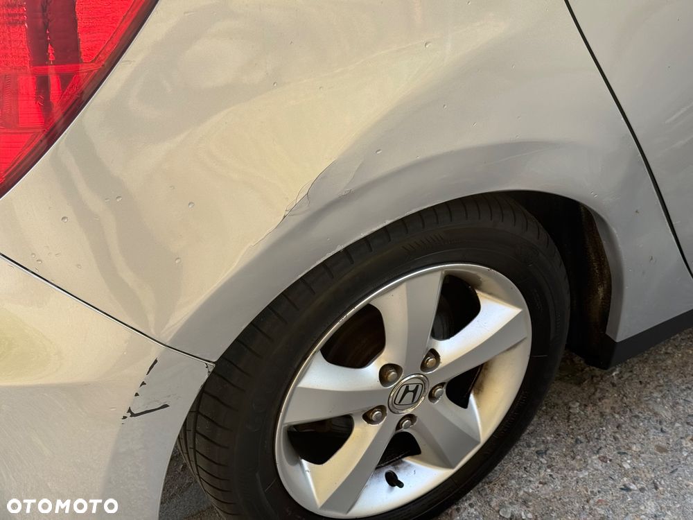 Honda FR-V - 11