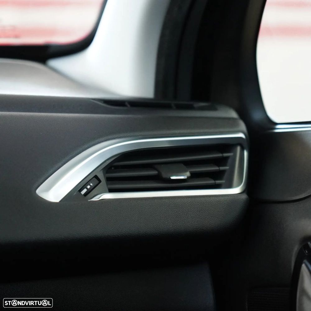 Peugeot 208 1.2 PureTech Style - 25