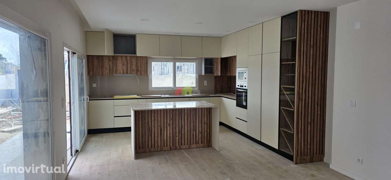 Moradia T4 térrea isolada, 2 suites, Quinta do Anjo - Palmela - Grande imagem: 5/18