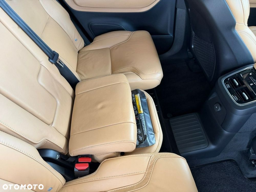 Volvo XC 90 - 28