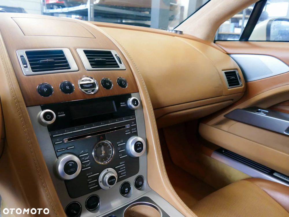 Aston Martin Rapide Luxe Touchtronic II - 15